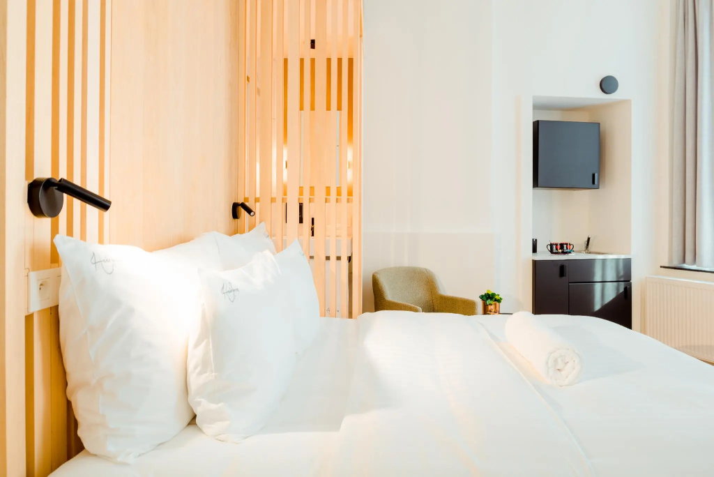 Superior room