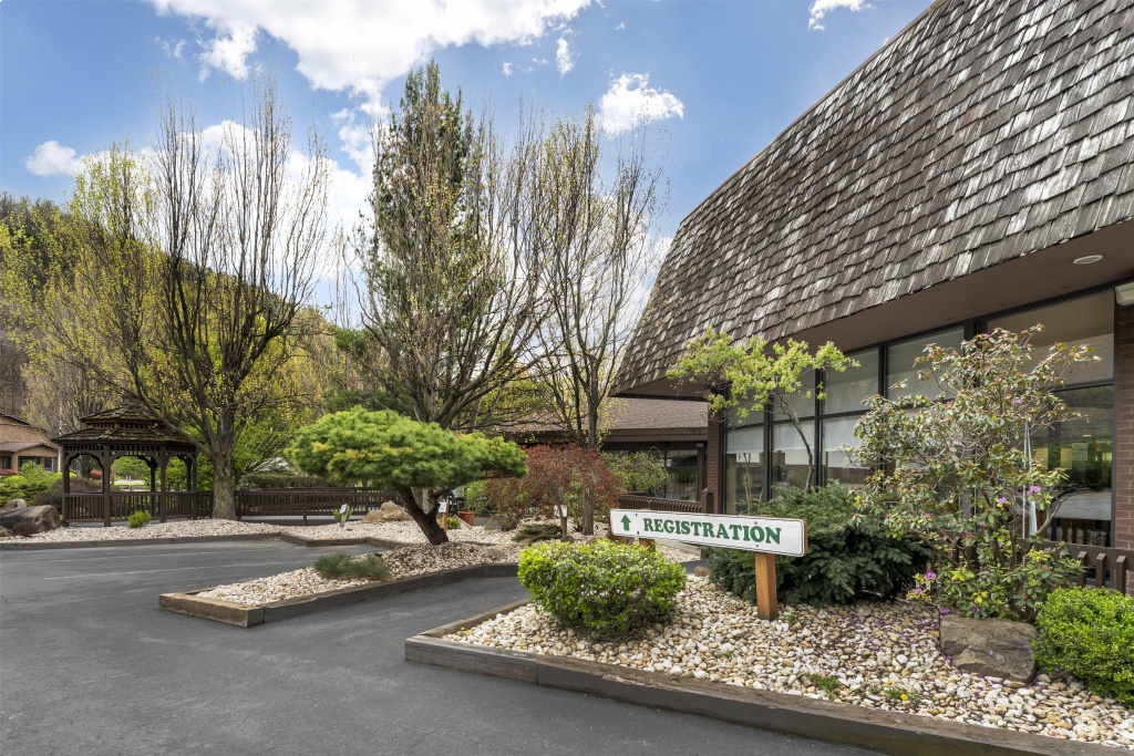 Best Western Braddock Inn