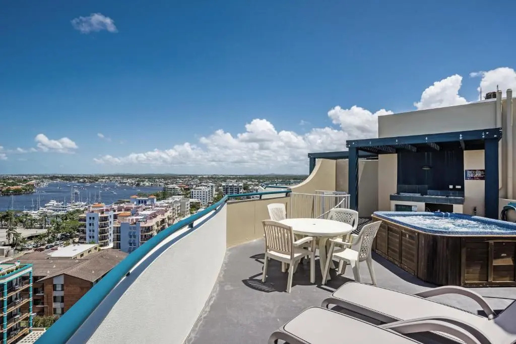 2 Bedrooms Superior Apartment