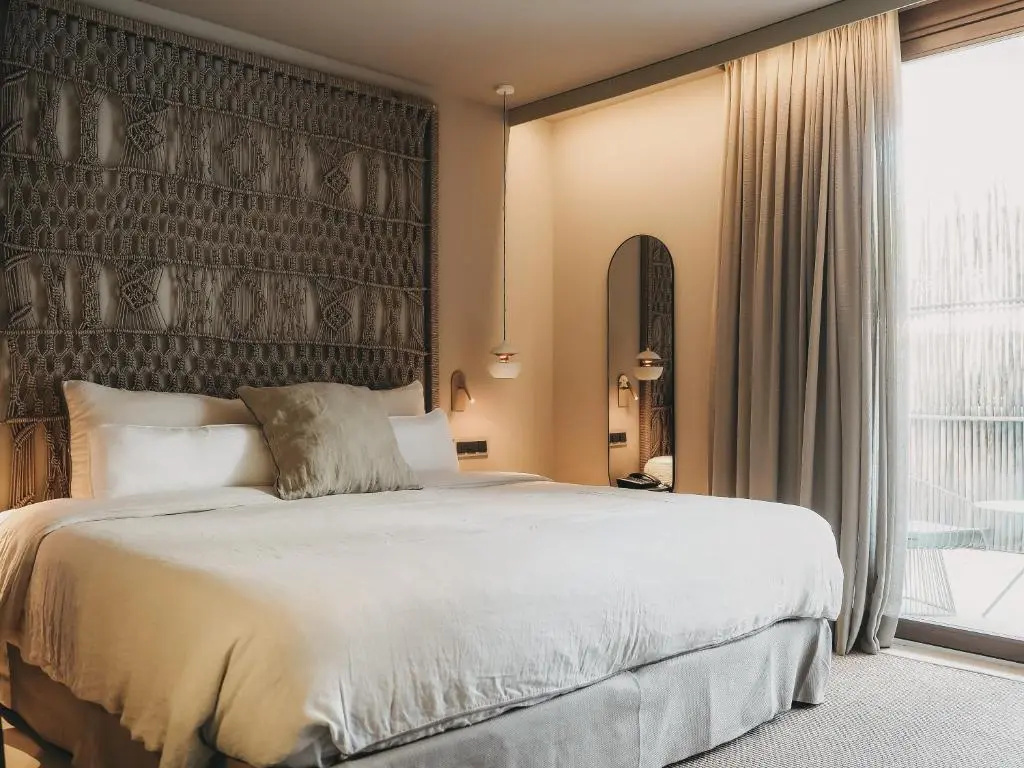 Superior Double room with balcony (full double bed)