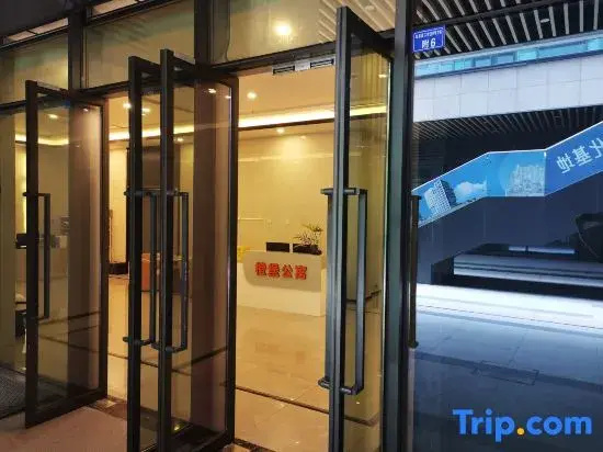 Chengbao Apartment (Huaxi Tianfu Hospital Branch near Western China International Expo City)