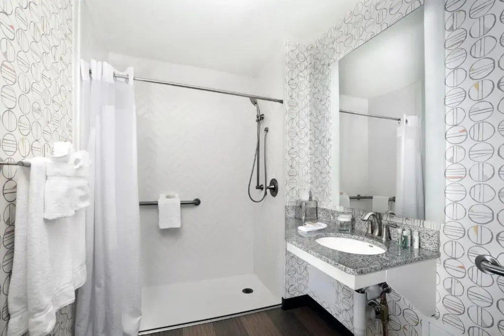 Holiday Inn Asheville East-Blue Ridge PKWY by IHG - Chambres