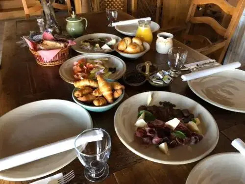 Ginti Panzió és étterem - фото 8