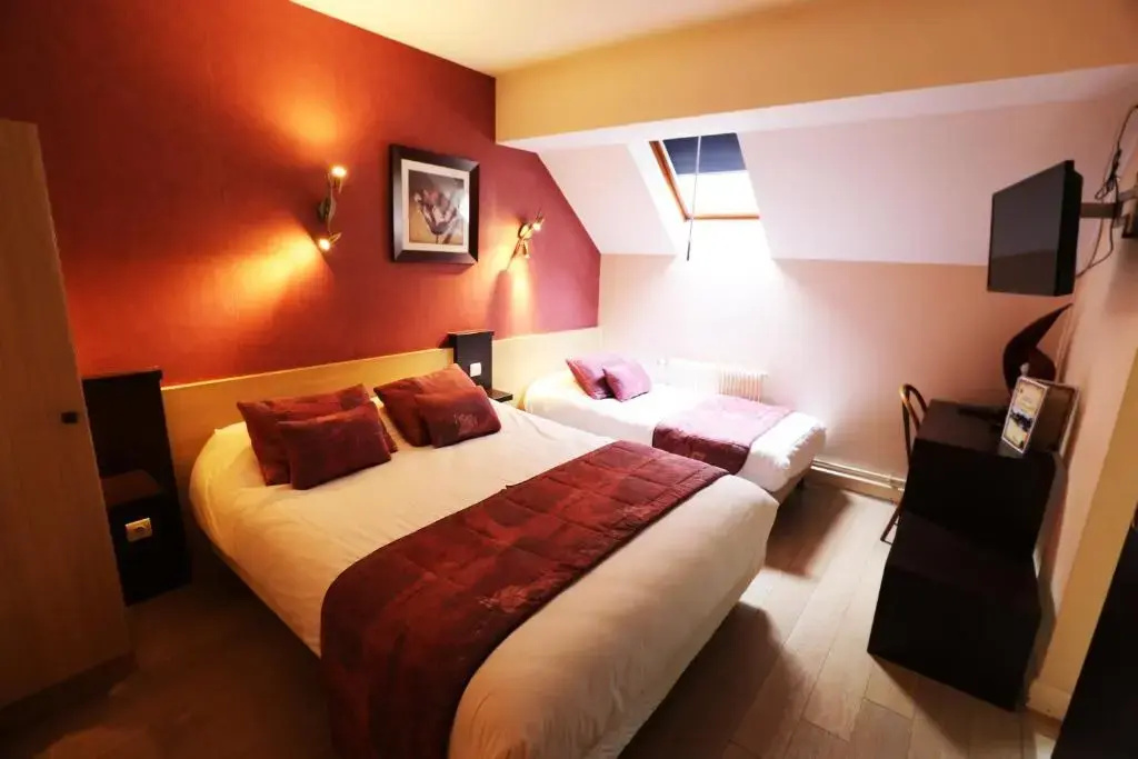 Standard Double room (twin beds)