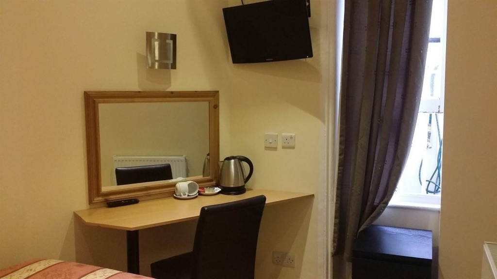 Отель Notting Hill Gate Hotel в Лондоне