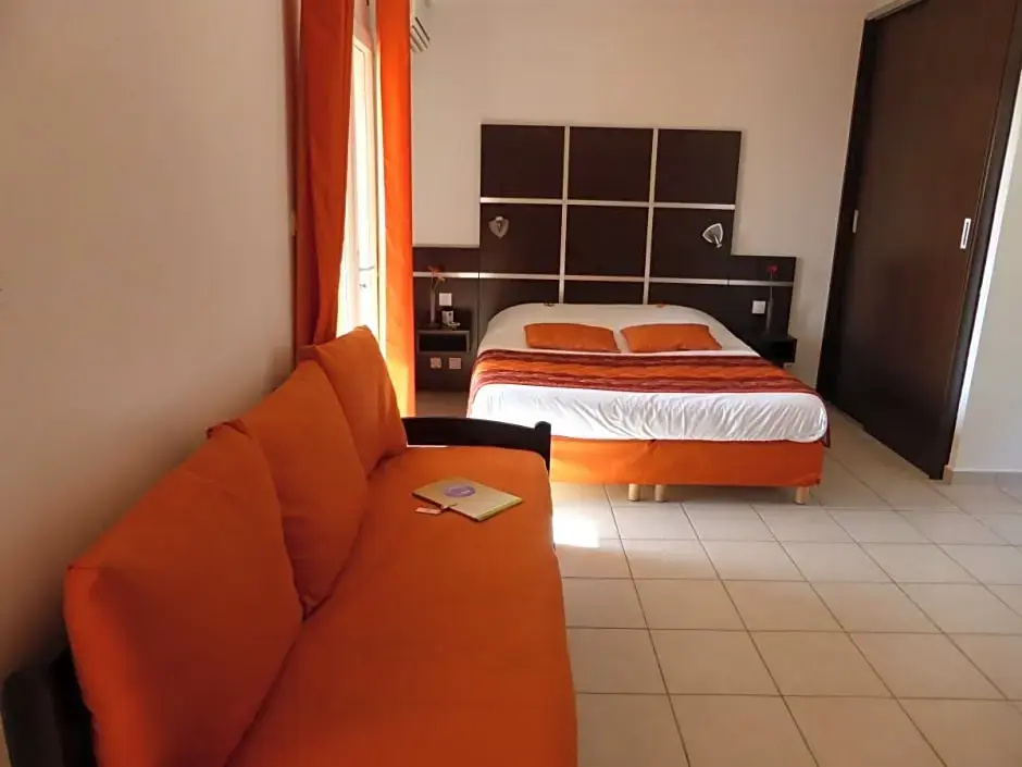 Standard Family room
