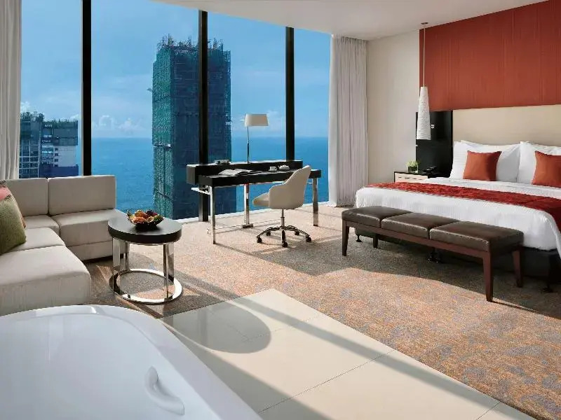 Movenpick Hotel Colombo