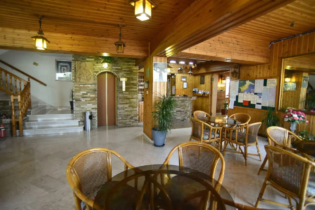 Hotel photo 11