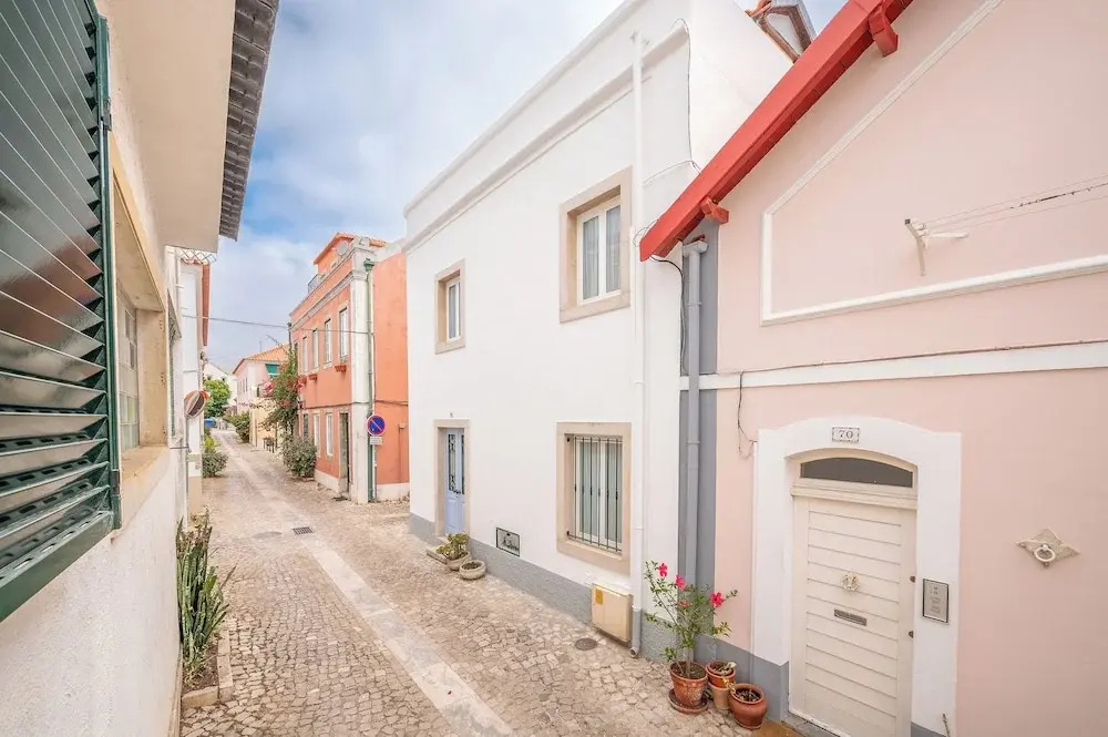 Blue Tide - Two Bedroom Apartment