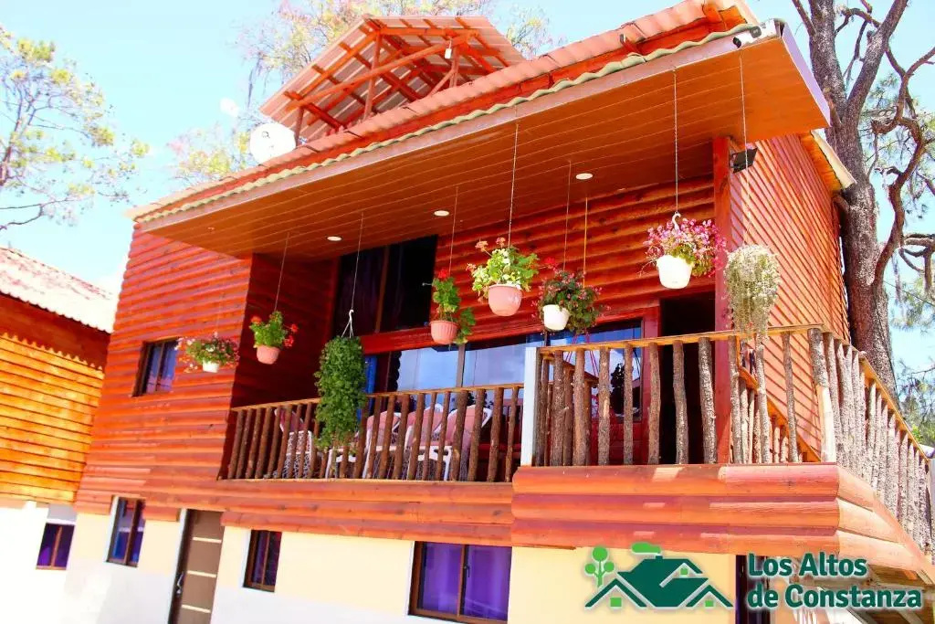 Los Altos de Constanza