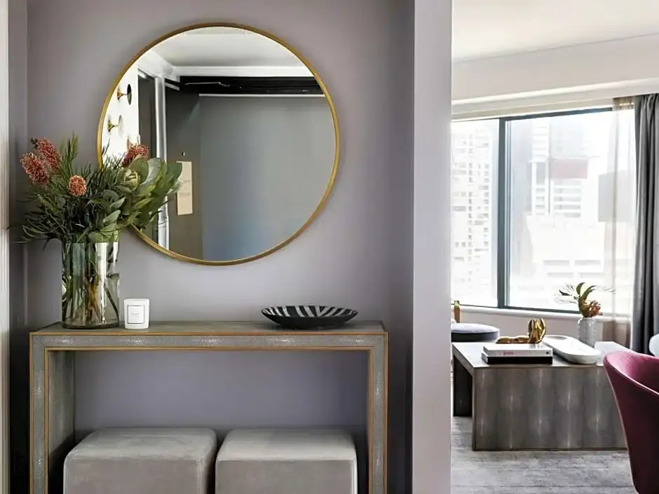 Suite with park view