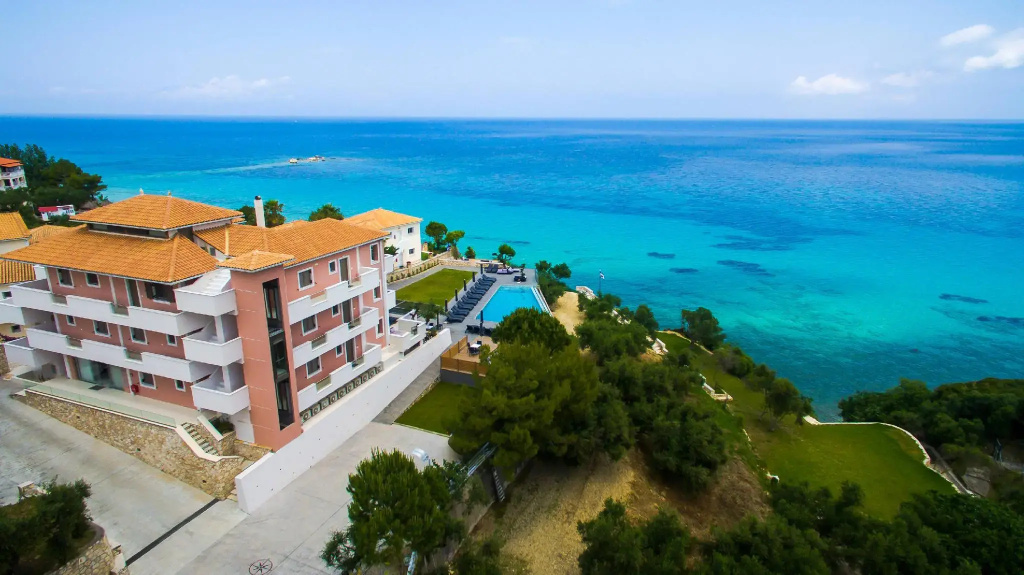Kymothoe Elite Suites - 2