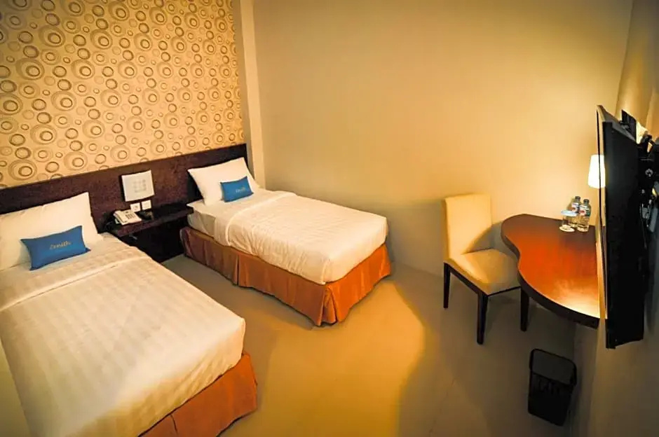 Deluxe Double room (twin beds)