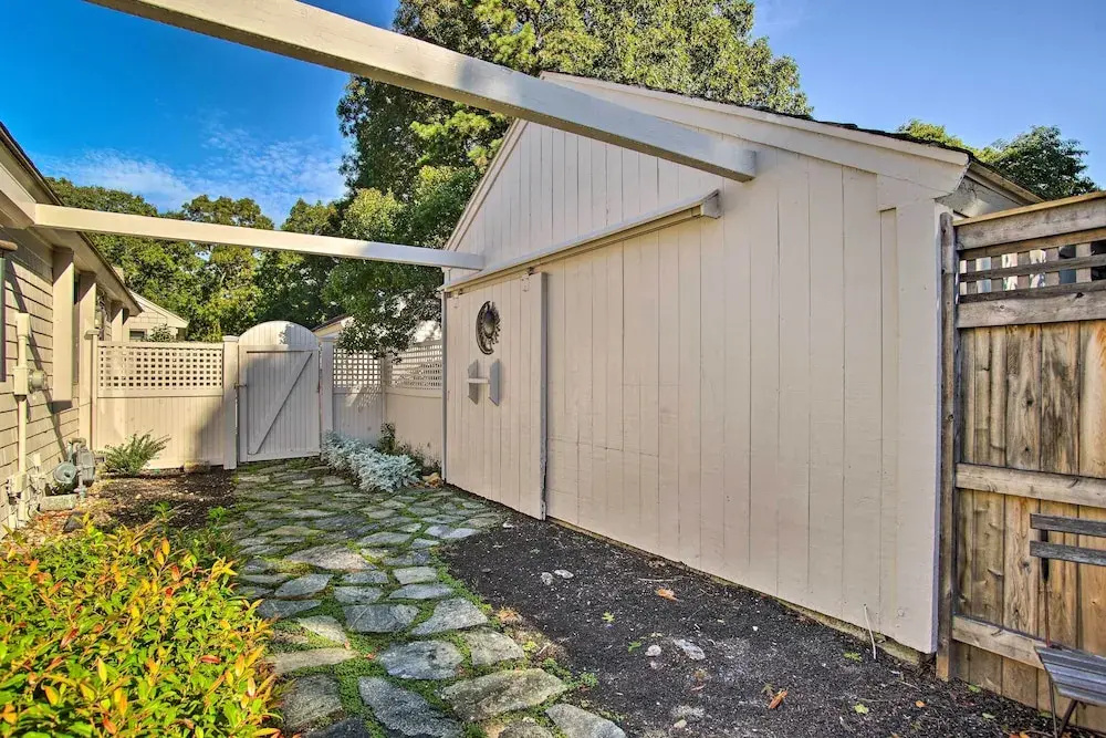 2 Mi to Beach: Retreat w/ Pool & Grill in Mashpee!