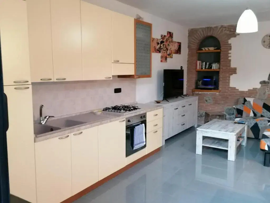 2 Bedrooms Cottage
