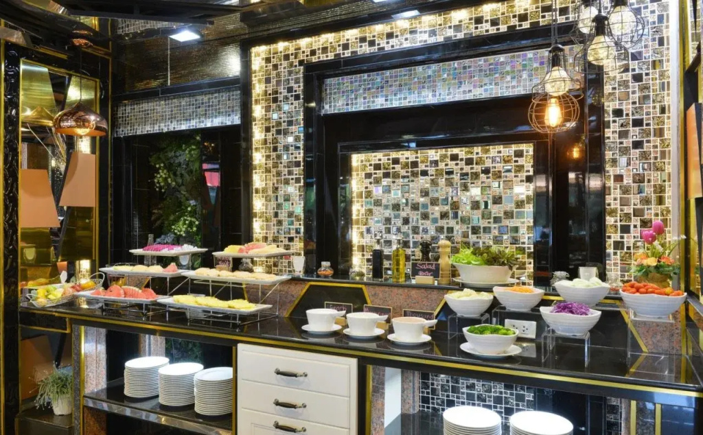 Food & Beverage