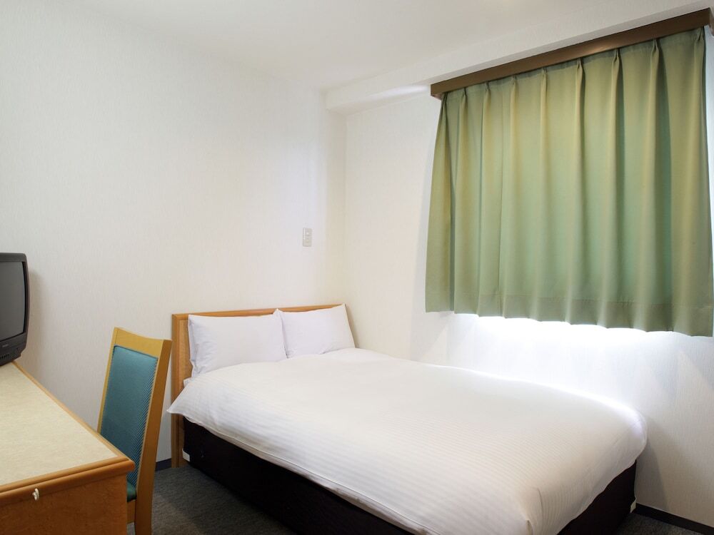 標準四人房，雙人床