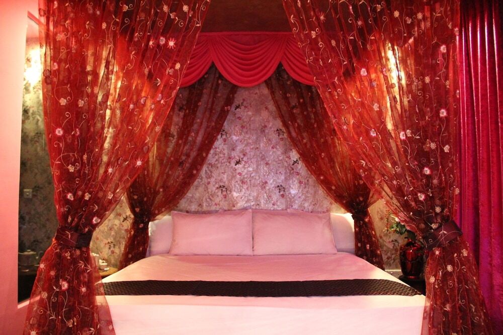 Love Inn Boutique Hotel