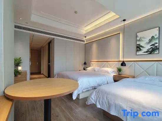 Standard Family room with city view