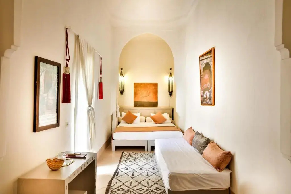 Superior Double room (full double bed)