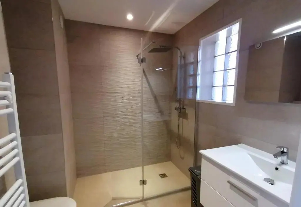 Double Apartment (full double bed)