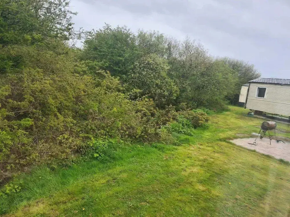 2 Bed Lodge - Sleeps 5 - Parking - Pets - Wifi