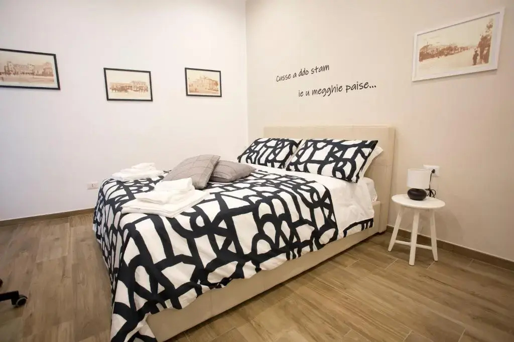 Superior Double room (full double bed)