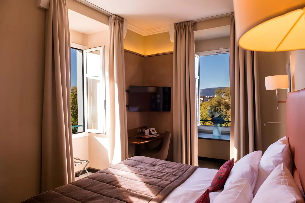 Hotel photo 22
