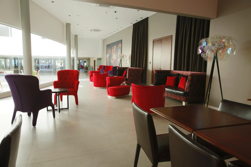 Regency Way Montevideo Hotel - Général
