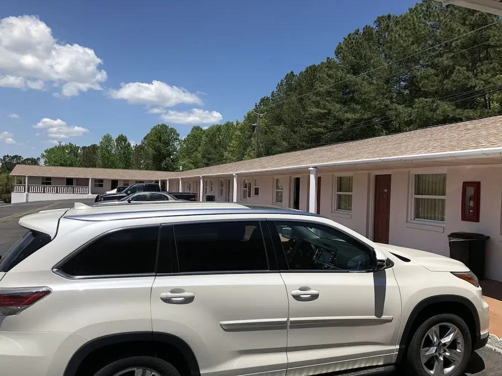 Budget Inn