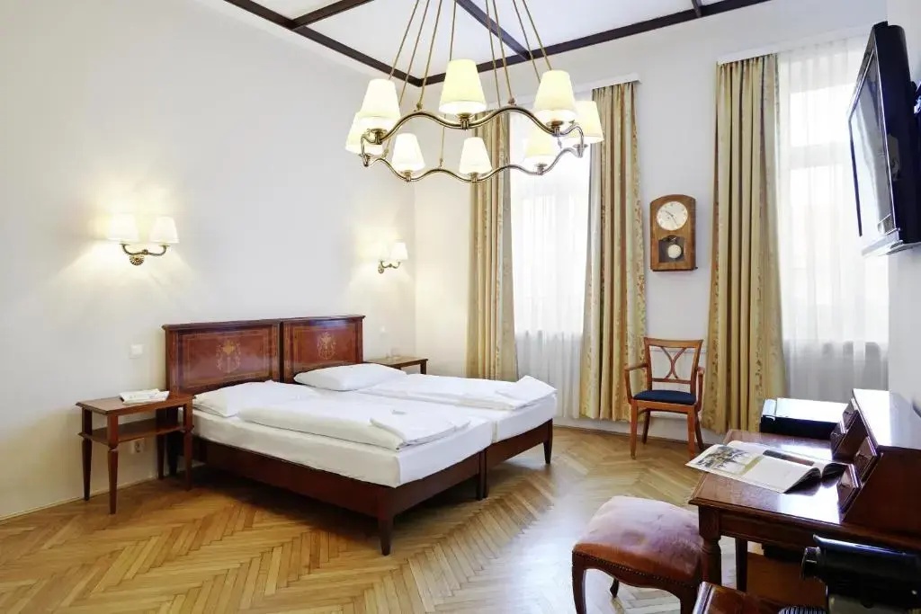 Classic Donauwalzer Triple room