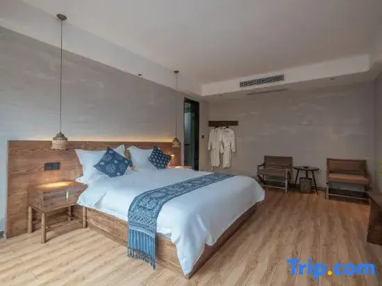 Standard Double room with garden view (full double bed)