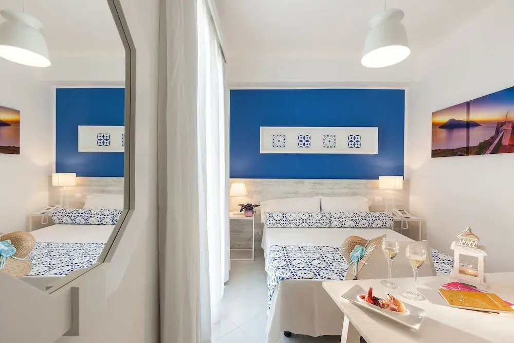 Economy room