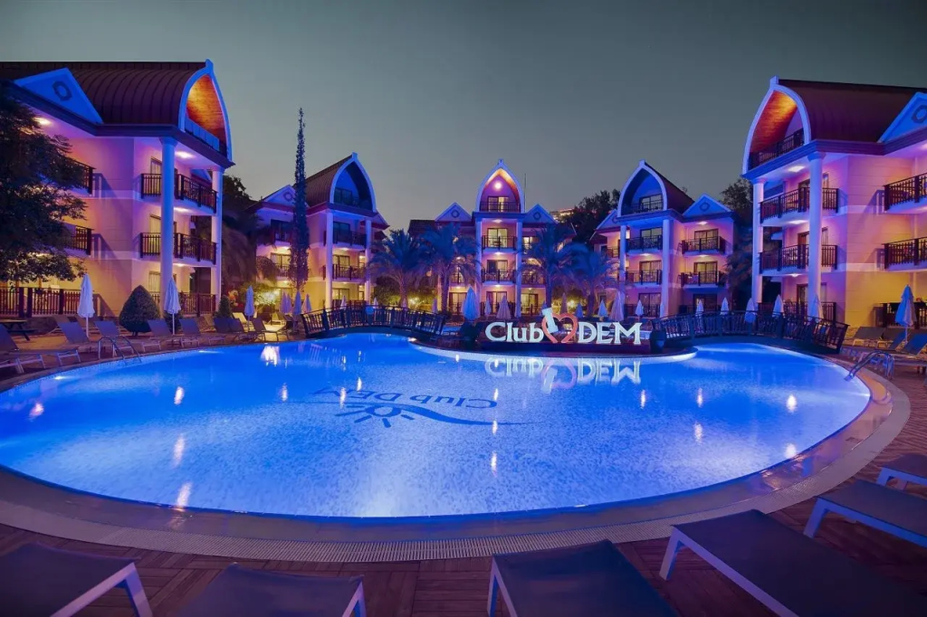 Quattro Beach Spa & Resort Hotel - фото 24
