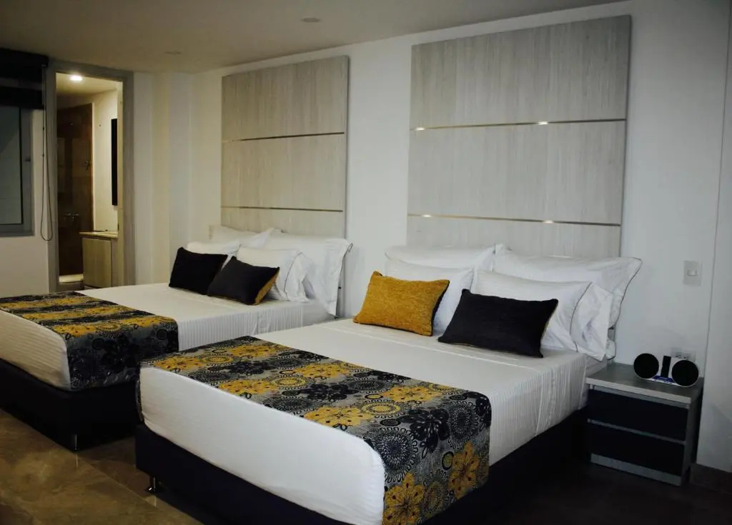 Standard Triple room