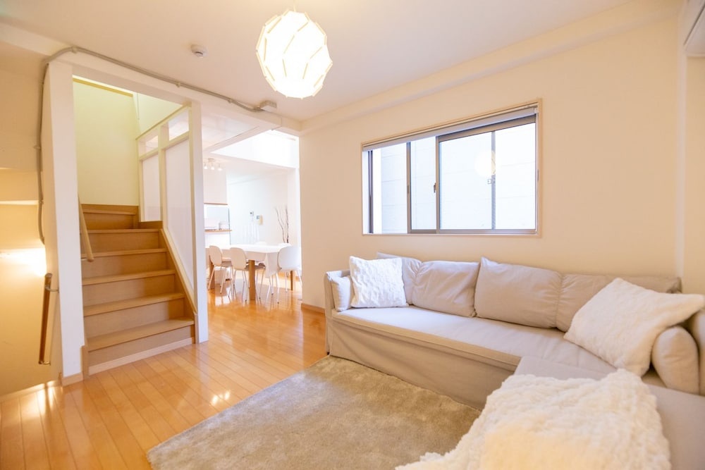 Station & White Osaka station 4BR luxury house 사진 4