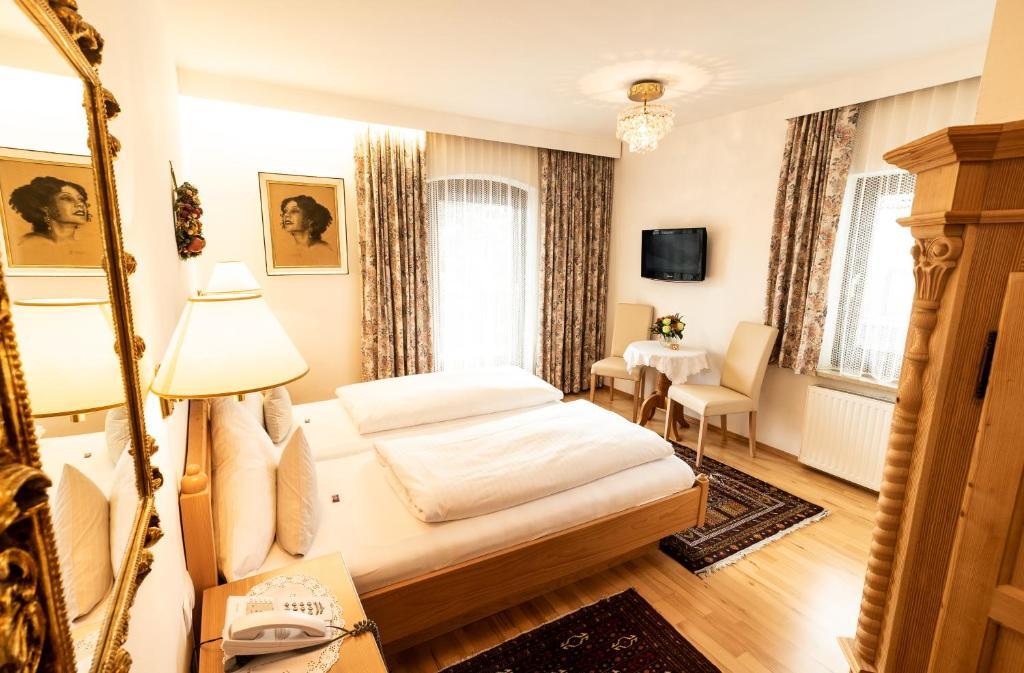 Hotel Helga by null