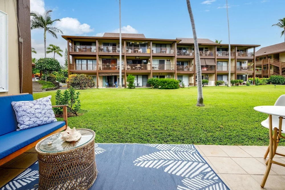 Kona Isle B3