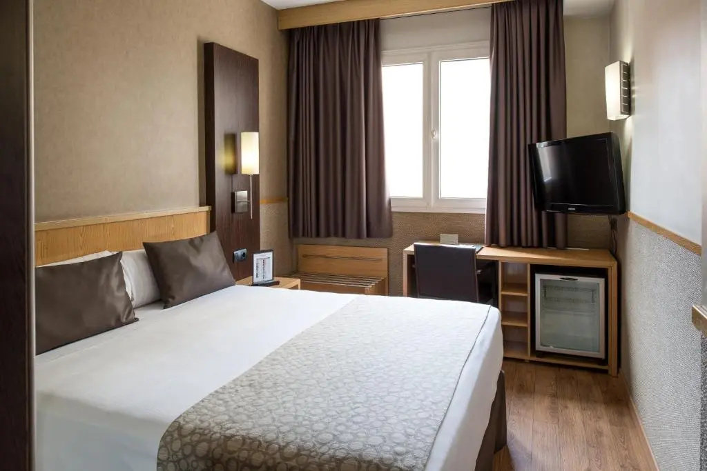 Catalonia Sagrada Familia Hotel - Chambres