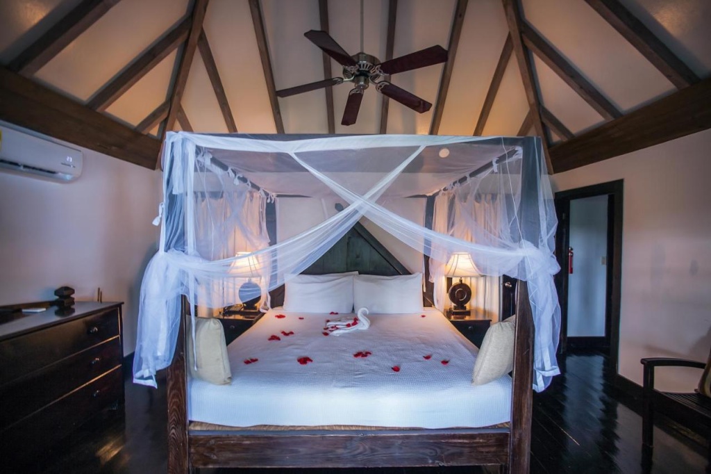 COCOS Hotel - Adults Only - Caters to Couples - All Inclusive 2