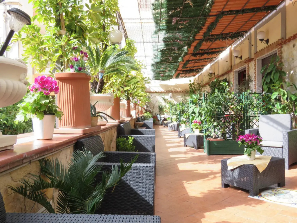 Hotel photo 14
