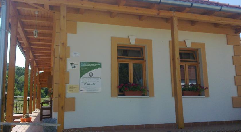 Arany Napraforgó Vendégház