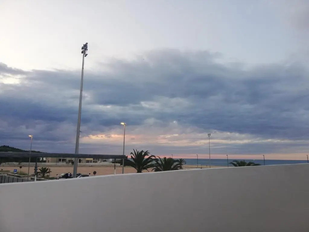 Deluxe Double room with sea view (full double bed)