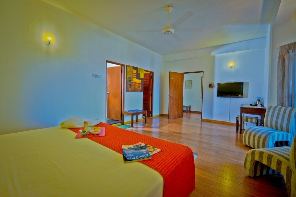 Monsoon Suites