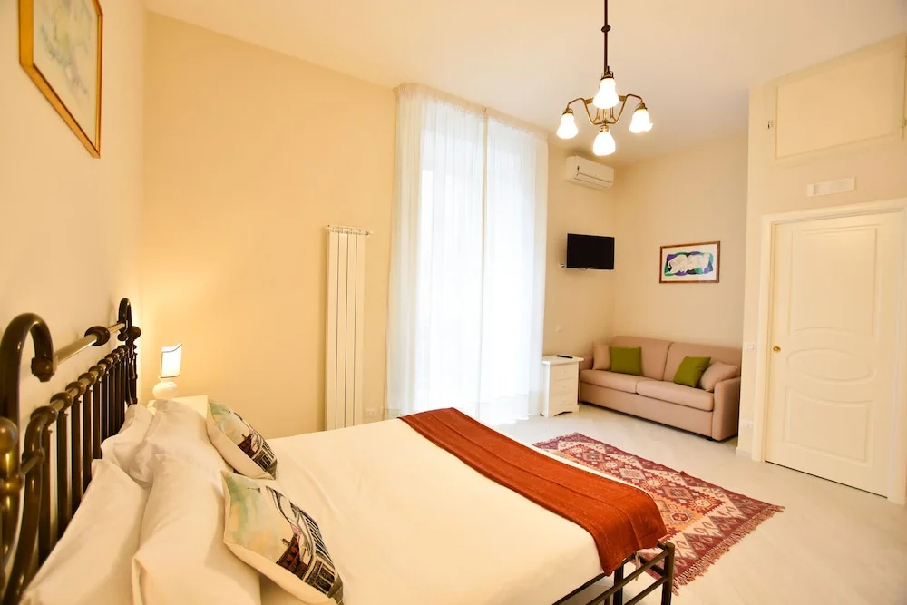 Comfort room
