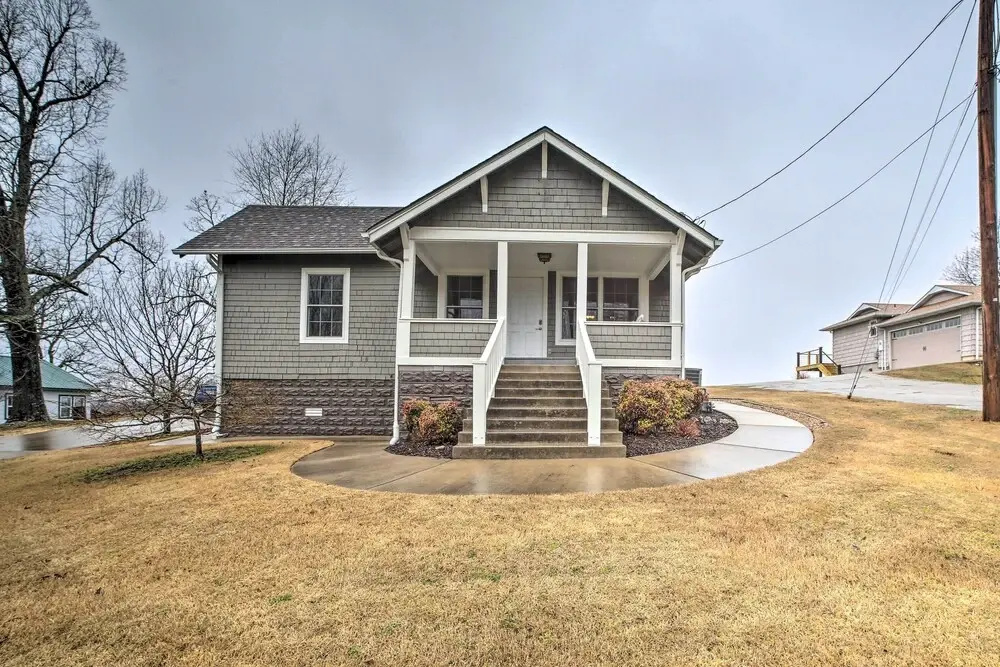 Riverfront Arkansas Retreat Near Fishing & Hiking!