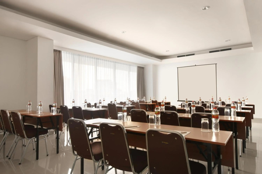 Amaris Hotel Serpong - Tangerang - фото 17