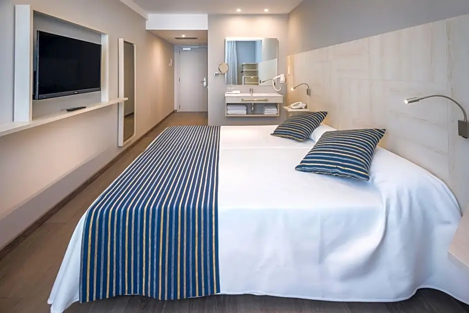 GHT Sa Riera Hotel - Chambres