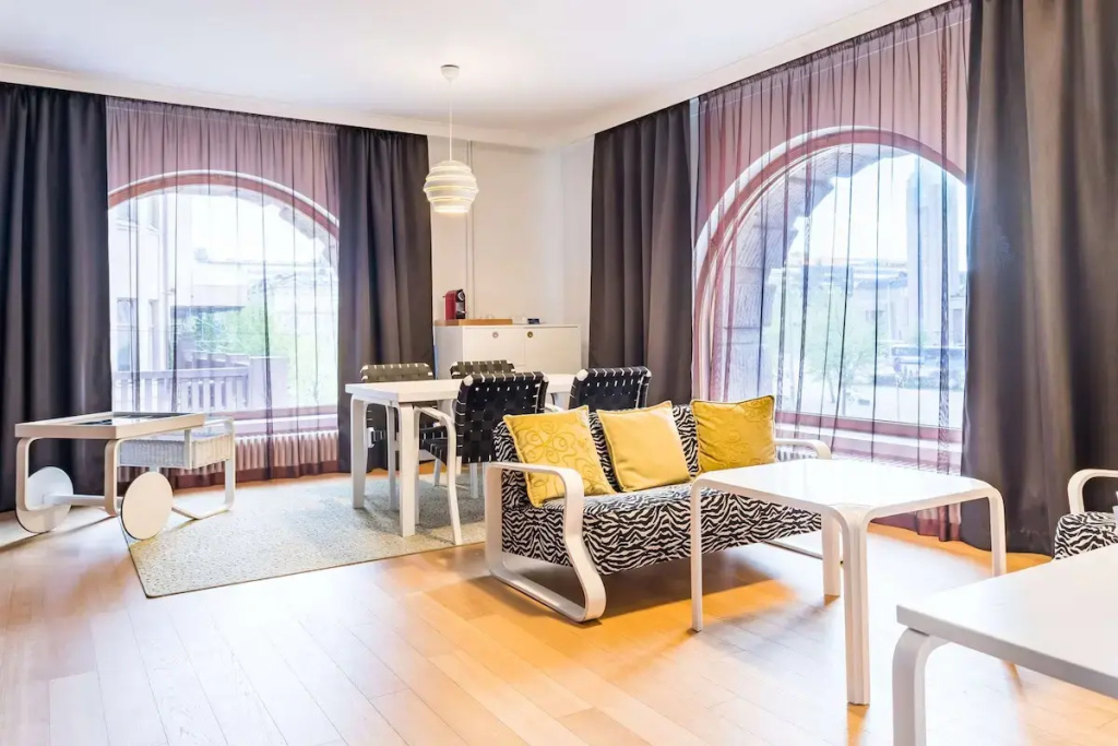 Executive Suite