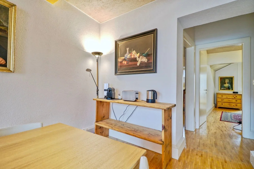 Cozy Penthouse in the old Town of Sion - фото 2